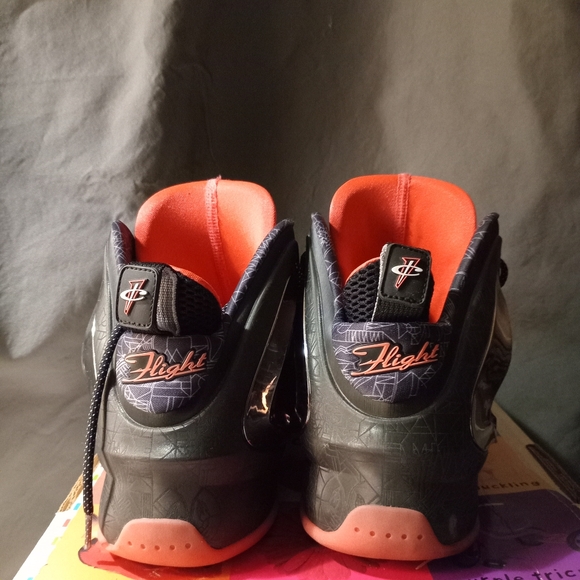 lil penny posite red